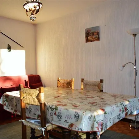 Apartment 3p Pour 6 Pers Avec Parking Et Cuisine Equipee, Expose Plein Sud, Pres Du Golf - Fr-1-580-32 Font-Romeu-Odeillo-Via